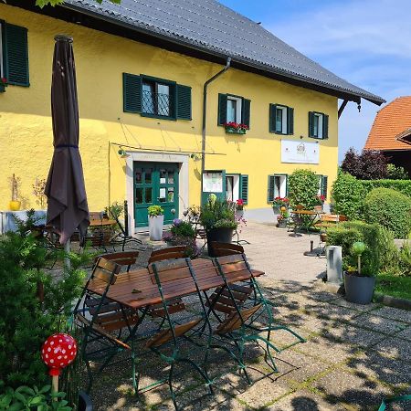 Gasthof Zur Strass Eugendorf Exterior photo